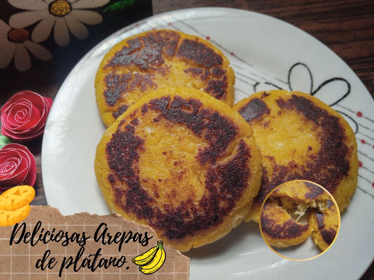 [Esp/Eng] ✨Arepas de plátano. // Plantain arepas.✨