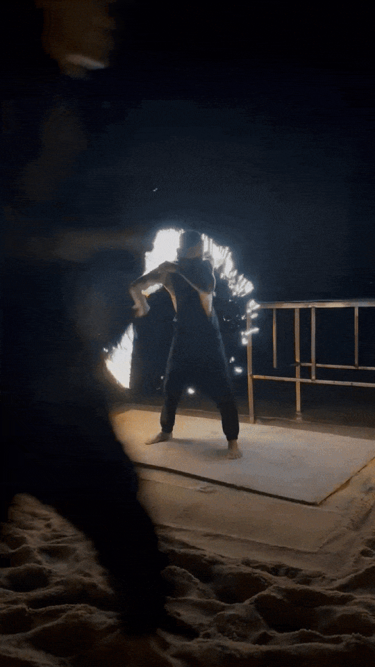 IMG_4827-ezgif.com-optimize (1).gif