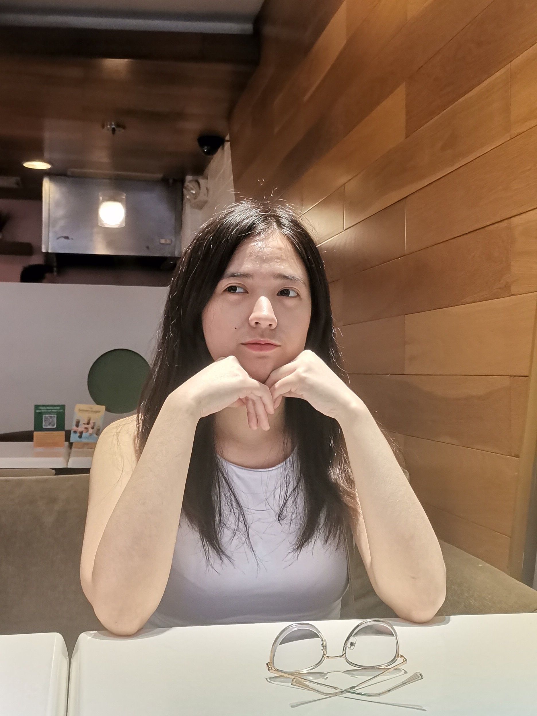 2. Sis.jpg