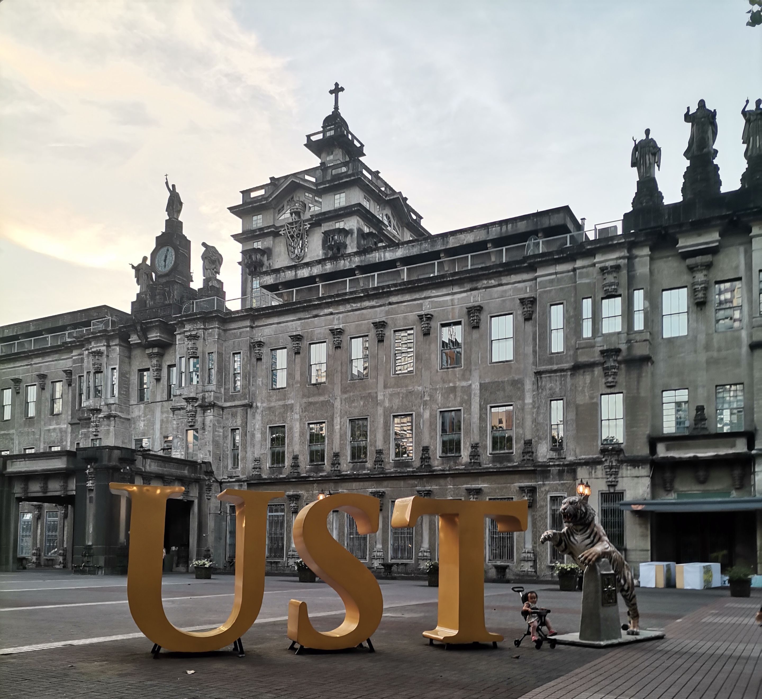 2. UST Main Campus.jpg