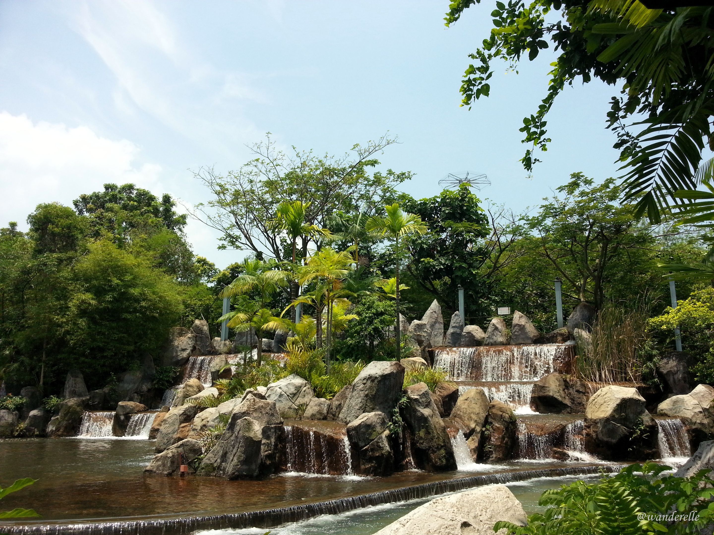 Waterfall.jpg