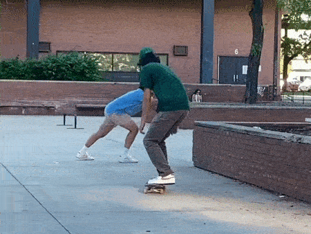erik sanchez back smith.gif