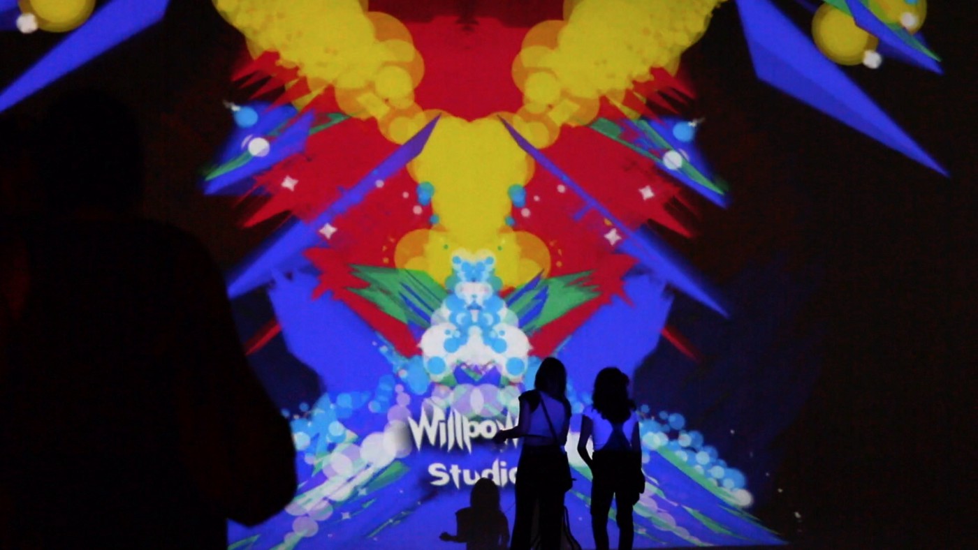 wave+yell-willpower-studios-immersive-interactive-installation-01.jpg