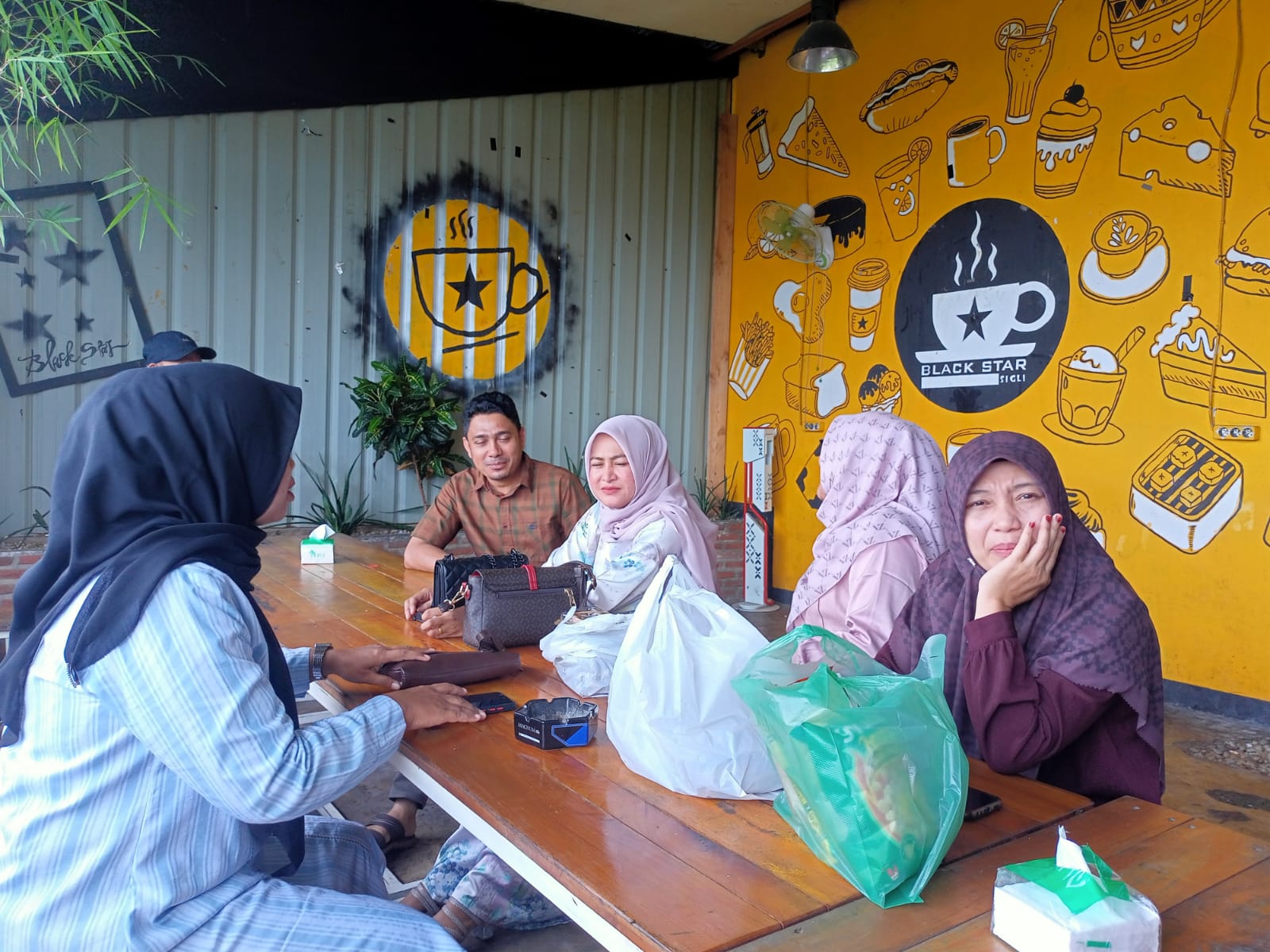 WhatsApp Image 2022-05-05 at 11.41.24.jpeg